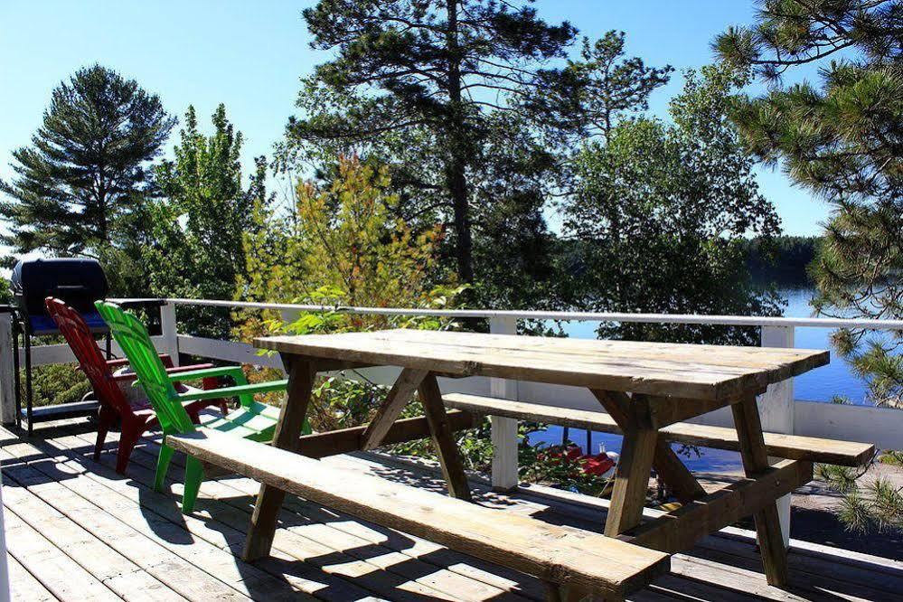 Mashkinonje Lodge Lavigne Екстер'єр фото